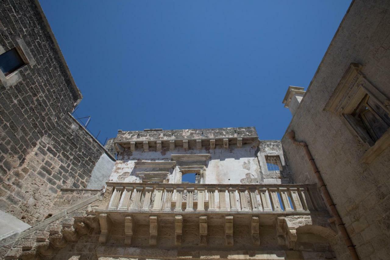 Historia- Dimore Corte Chiesa Corigliano d'Otranto Bagian luar foto